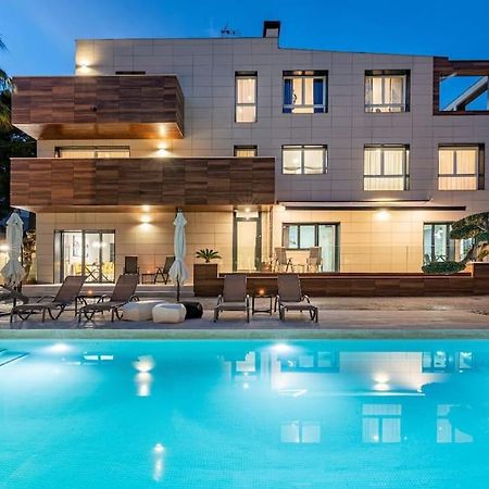 5 Stelle Piscina, Jacuzzi, Wifi - 2 Min Dal Mare Apartman Miami Playa Kültér fotó
