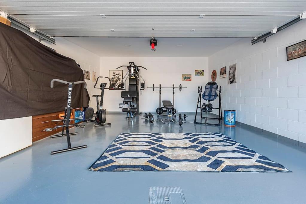 5 Stelle Piscina, Jacuzzi, Wifi - 2 Min Dal Mare Apartman Miami Playa Kültér fotó
