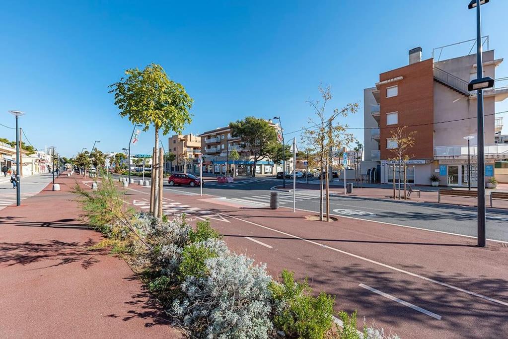 5 Stelle Piscina, Jacuzzi, Wifi - 2 Min Dal Mare Apartman Miami Playa Kültér fotó
