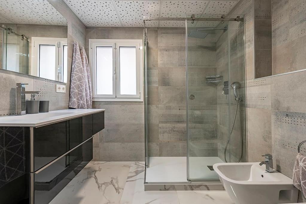 5 Stelle Piscina, Jacuzzi, Wifi - 2 Min Dal Mare Apartman Miami Playa Kültér fotó